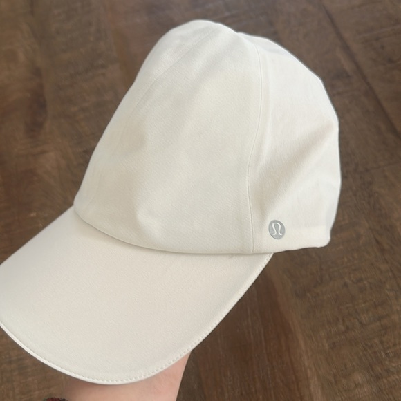 NEW Lululemon Fast and Free Running Baseball Cap Hat in bone cream color L/XL - Picture 7 of 8